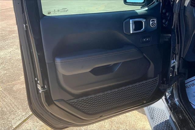 2021 Jeep Wrangler Sahara