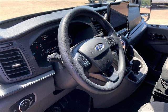 2025 Ford Transit Passenger Wagon 350 XLT