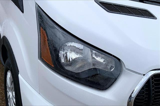 2024 Ford Transit Passenger Wagon 350 XLT