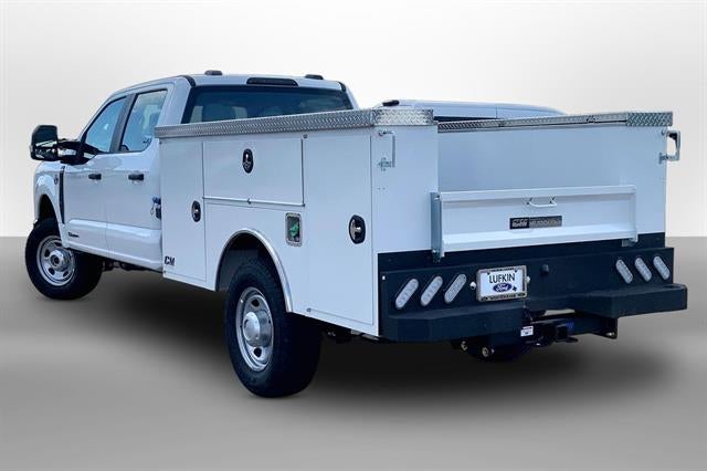 2027 Ford Super Duty F-350 SRW XL