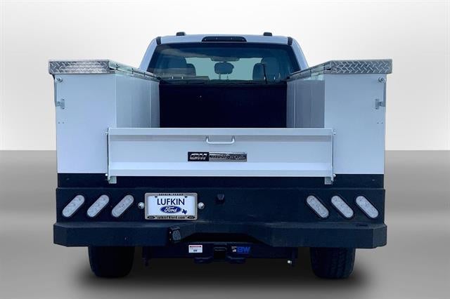 2027 Ford Super Duty F-350 SRW XL