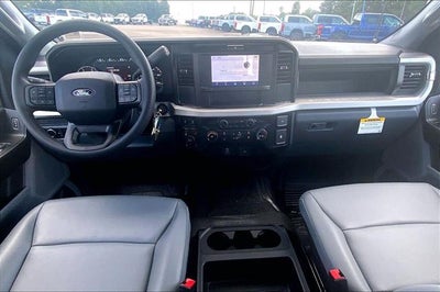 2027 Ford Super Duty F-350 SRW XL