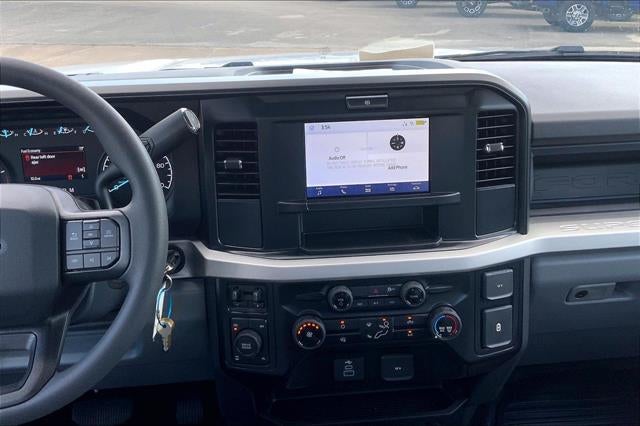 2027 Ford Super Duty F-350 SRW XL