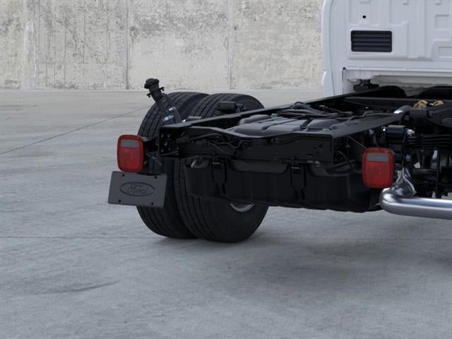 2026 Ford Super Duty F-350 DRW 4WD CREW 179"