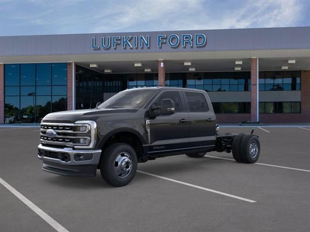 2026 Ford Super Duty F-350 DRW LARIAT