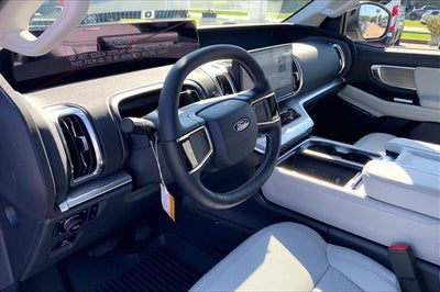 2027 Ford Expedition Max 4DR 4WD PLATINUM