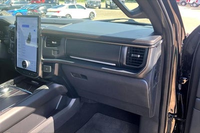 2024 Ford Expedition Max Platinum