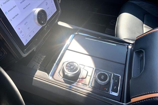 2024 Ford Expedition Max Platinum