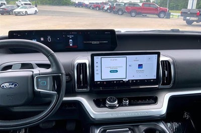 2025 Ford Expedition Platinum