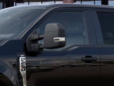 2027 Ford Super Duty F-250 SRW XLT