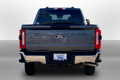 2027 Ford Super Duty F-250 SRW XLT