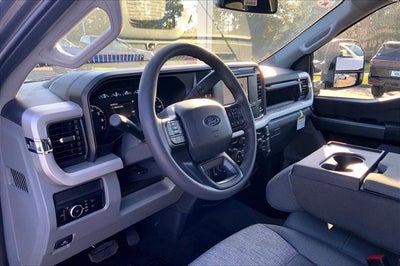 2027 Ford Super Duty F-250 SRW XLT