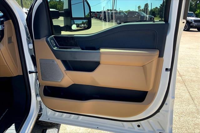 2023 Ford Super Duty F-250 SRW Lariat