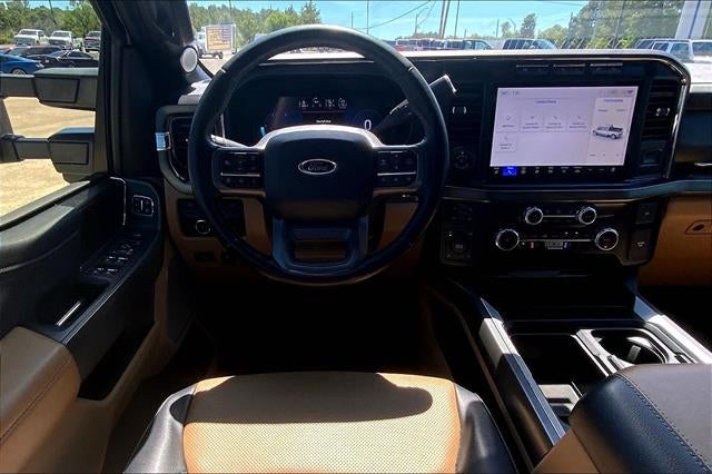 2023 Ford Super Duty F-250 SRW Lariat