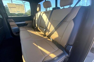 2027 Ford Super Duty F-250 SRW LARIAT