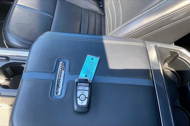 2025 Ford Super Duty F-250 SRW Platinum