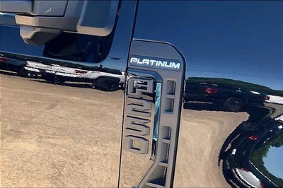 2025 Ford Super Duty F-250 SRW Platinum