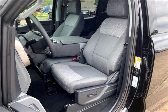 2027 Ford Super Duty F-350 SRW XLT
