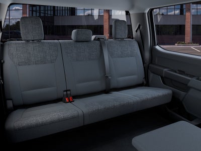 2027 Ford Super Duty F-350 SRW XLT
