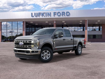 2027 Ford Super Duty F-350 SRW XLT