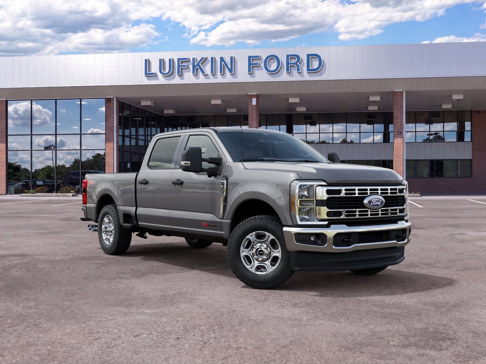2027 Ford Super Duty F-350 SRW XLT