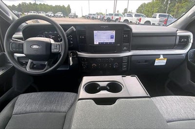 2027 Ford Super Duty F-350 SRW XLT