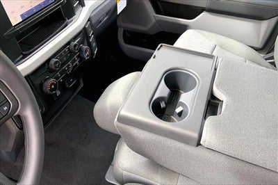 2027 Ford Super Duty F-350 SRW XLT