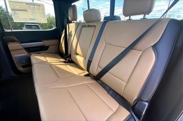 2027 Ford Super Duty F-350 SRW LARIAT