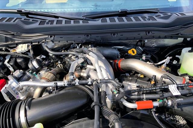 2027 Ford Super Duty F-350 SRW LARIAT