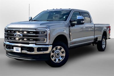 2027 Ford Super Duty F-350 SRW LARIAT