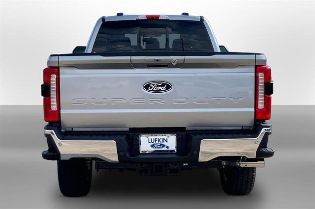 2027 Ford Super Duty F-350 SRW LARIAT