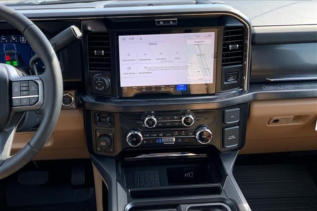 2027 Ford Super Duty F-350 SRW LARIAT