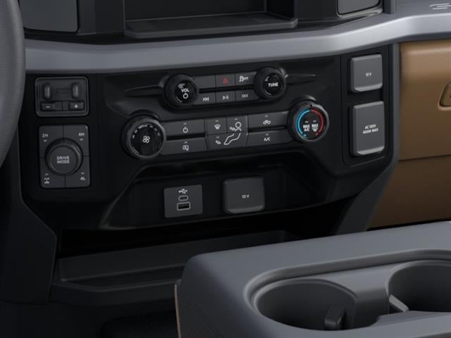 2026 Ford Super Duty F-350 SRW XLT