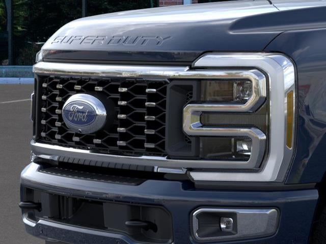 2025 Ford Super Duty F-350 DRW Platinum