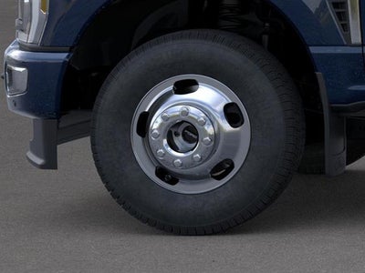 2025 Ford Super Duty F-350 DRW Platinum