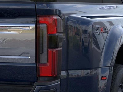 2025 Ford Super Duty F-350 DRW Platinum