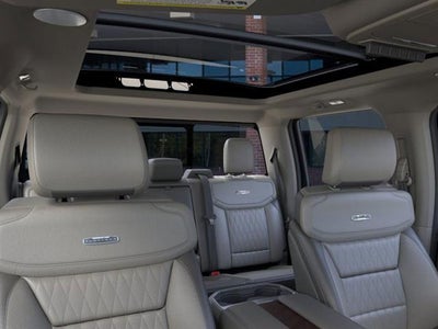 2025 Ford Super Duty F-350 DRW Platinum