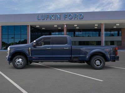 2025 Ford Super Duty F-350 DRW Platinum