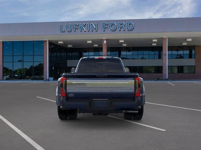 2025 Ford Super Duty F-350 DRW Platinum