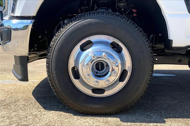 2026 Ford Super Duty F-350 DRW LARIAT