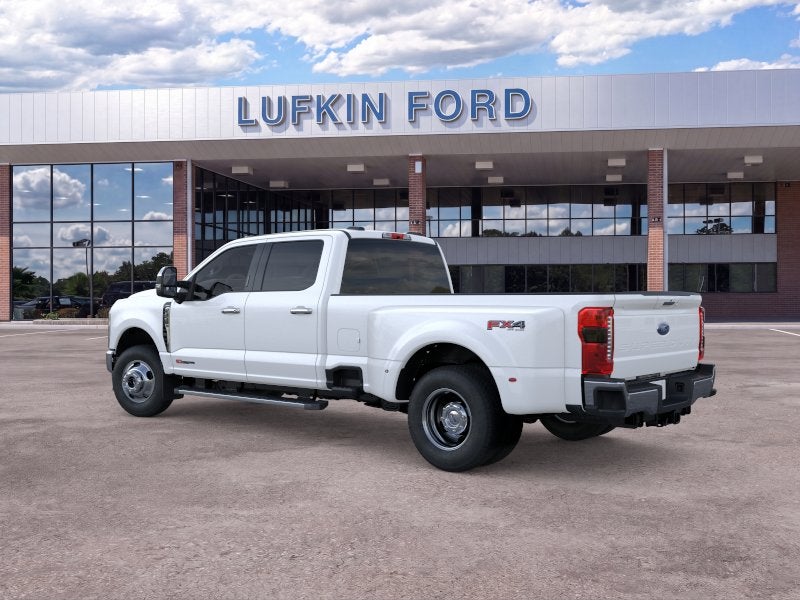 2026 Ford Super Duty F-350 DRW LARIAT