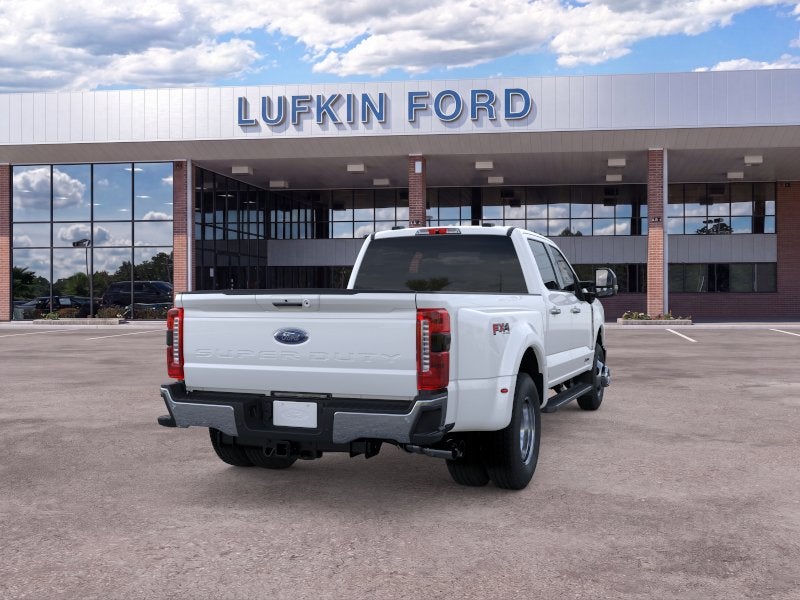 2026 Ford Super Duty F-350 DRW LARIAT
