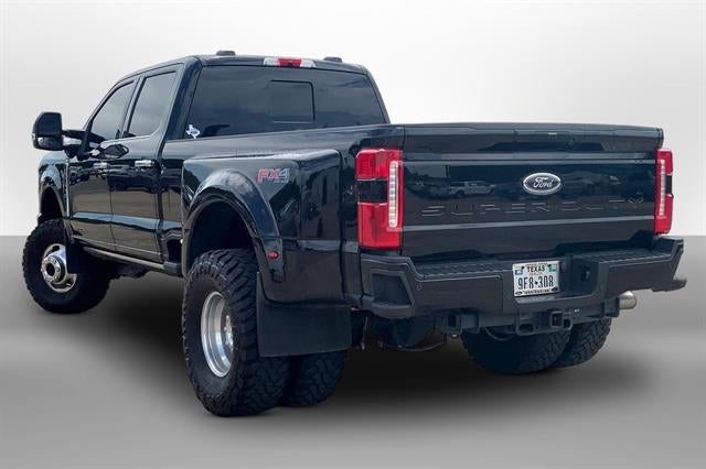 2025 Ford Super Duty F-350 DRW Lariat