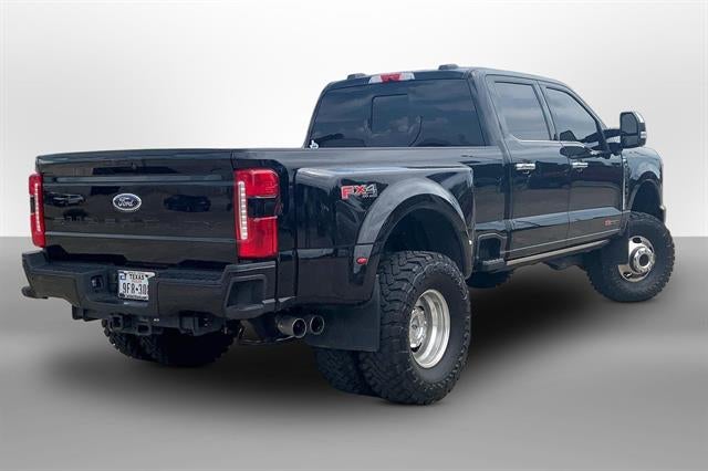 2025 Ford Super Duty F-350 DRW Lariat