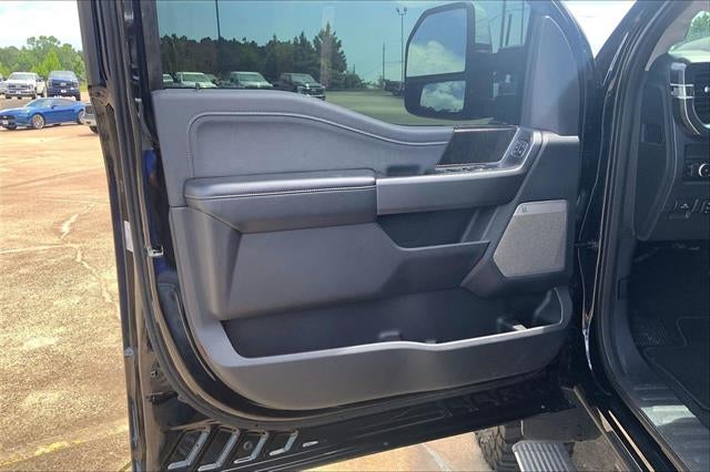 2025 Ford Super Duty F-350 DRW Lariat