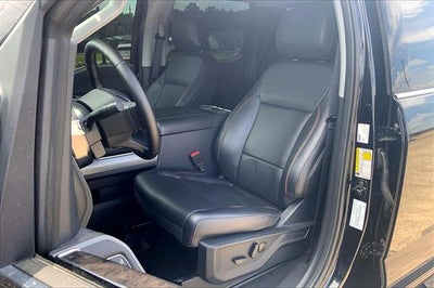 2025 Ford Super Duty F-350 DRW Lariat
