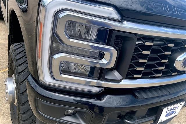 2025 Ford Super Duty F-350 DRW Lariat