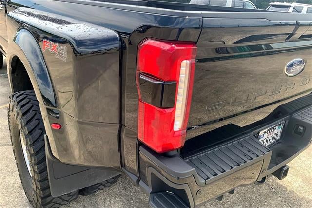 2025 Ford Super Duty F-350 DRW Lariat