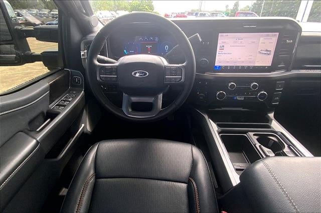 2025 Ford Super Duty F-350 DRW Lariat