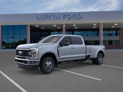 2026 Ford Super Duty F-350 DRW LARIAT